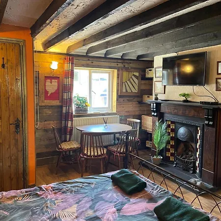 Hayloft Sleep 2 Next To Fox Covert Pub Kirklevington