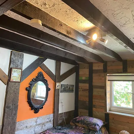 Bed & Breakfast Hayloft Sleep 2 Next To Fox Covert Pub 3*